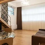 Youhosty - Porta Venezia Design Apartment Milan